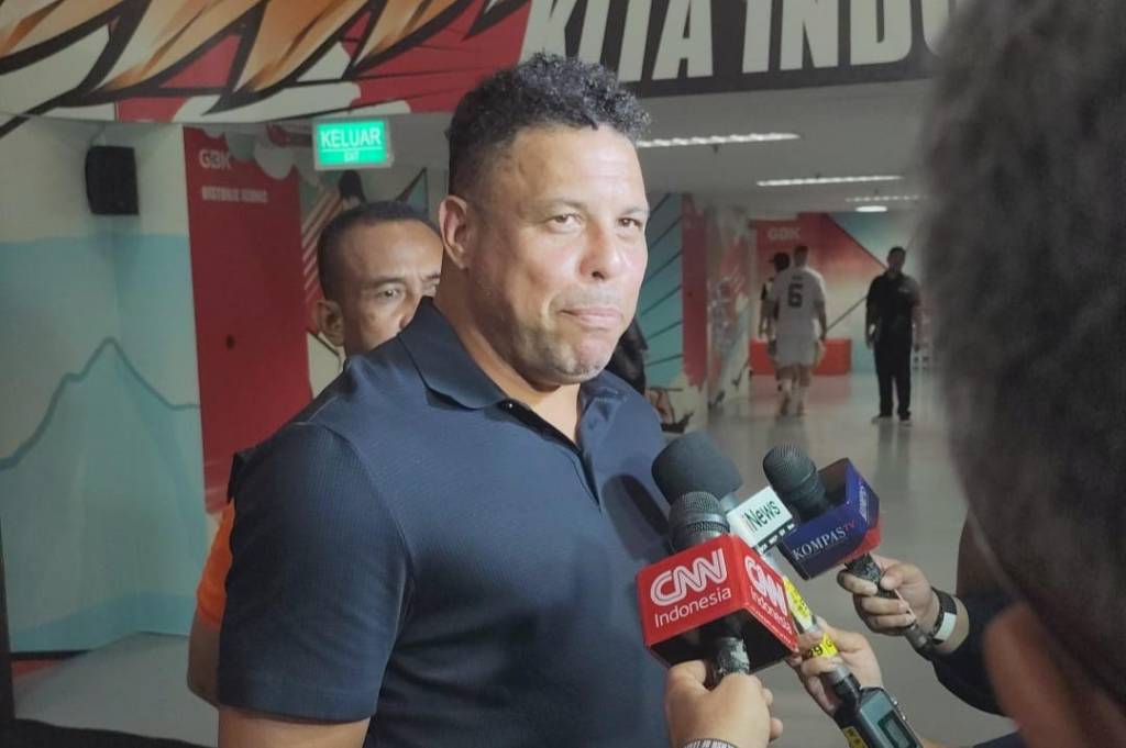 Ronaldo Nazario Terpukau SUGBK, Sebut Atmosfer Stadion Indonesia Luar Biasa
