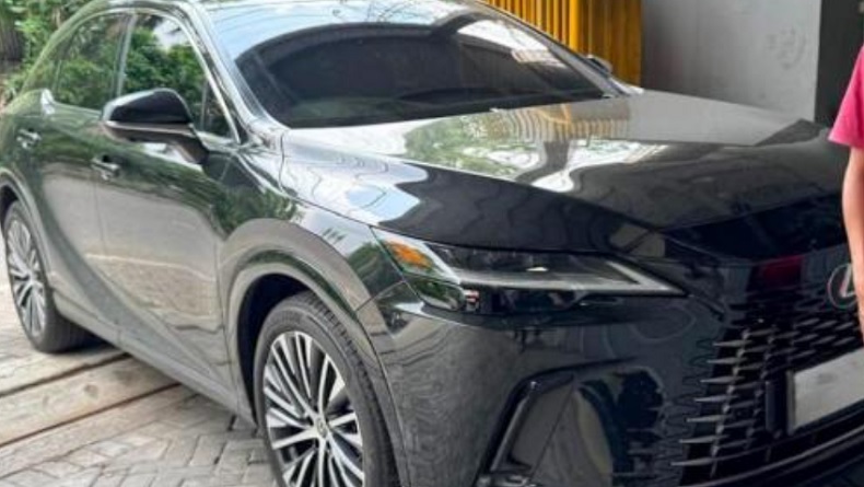 Debt Collector di Surabaya Hendak Tarik Paksa Mobil Rp1,3 Miliar, Padahal Korban Beli Tunai