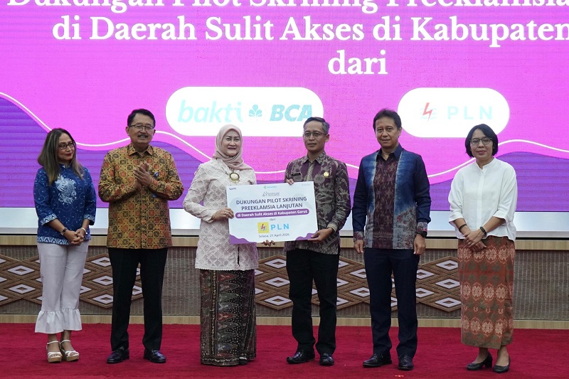Turunkan Angka Kematian Ibu, PLN Salurkan Alat Deteksi Dini Preeklamsia
