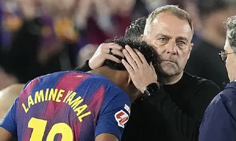 Cedera Yamal dan Cancelo Jadi Alarm Bahaya, Flick Angkat Bicara
