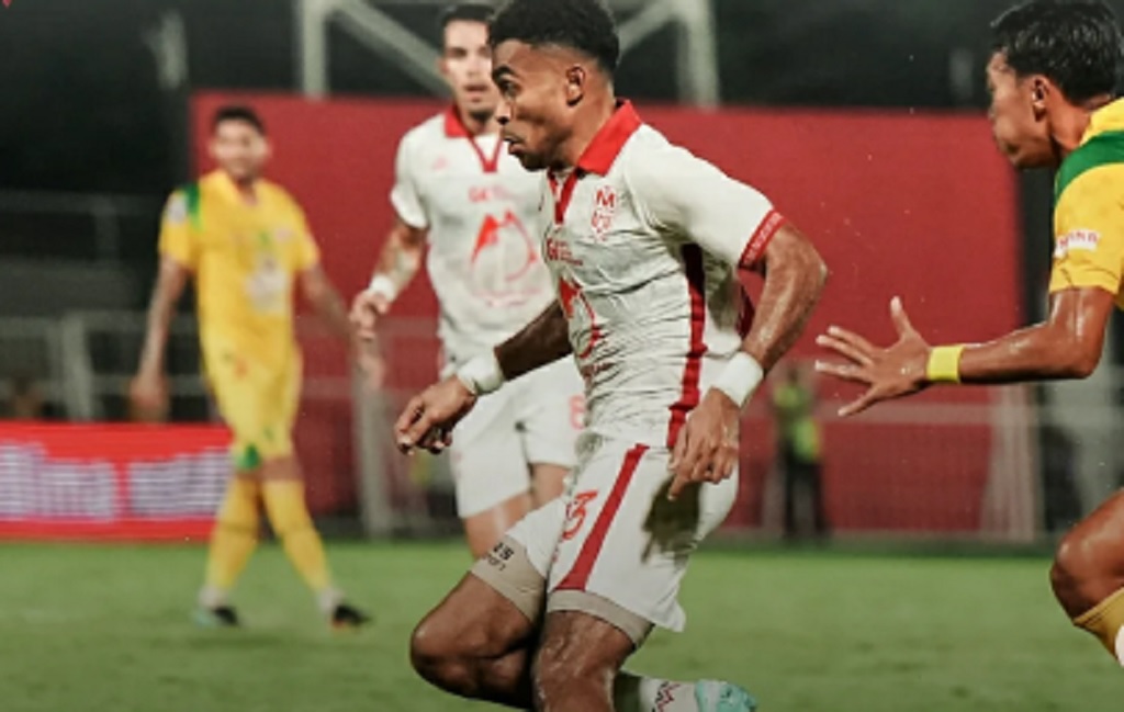Skor Malut United vs Persebaya 0-2 di Super League, Laskar Kie Raha Diterkam Bajul Ijo