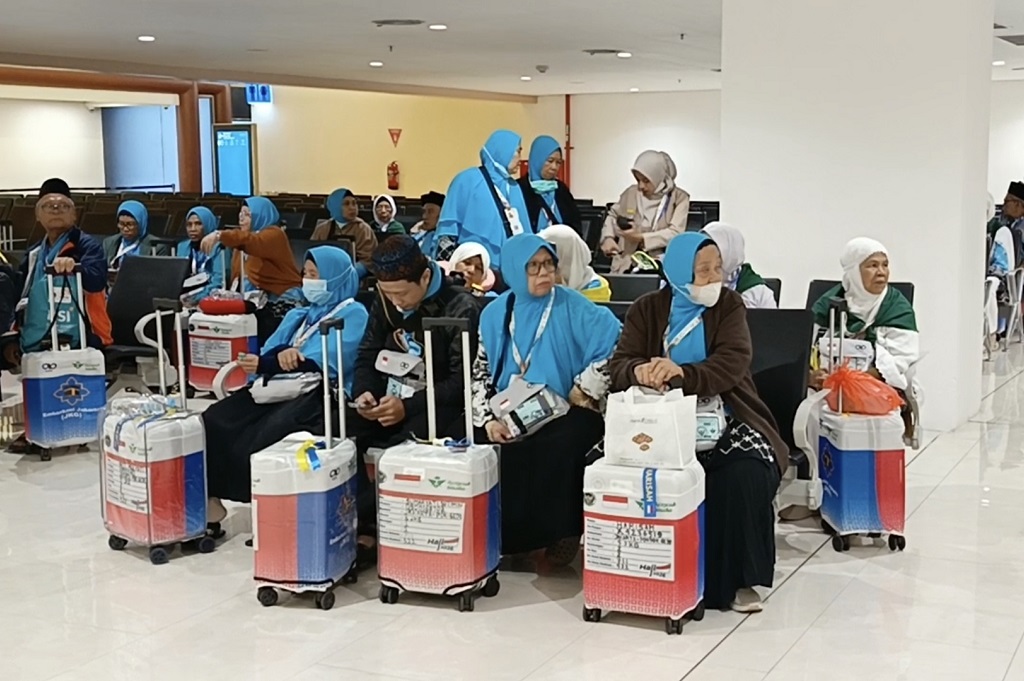 Kemenhaj: 74.652 Jemaah Haji Sudah Diberangkatkan ke Tanah Suci 