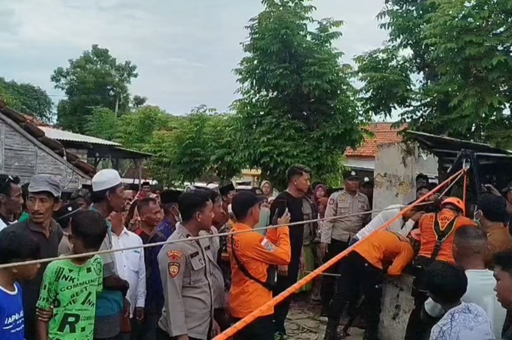 Tragis! Lansia di Sumenep Ditemukan Tewas dalam Sumur, Keluarga Histeris