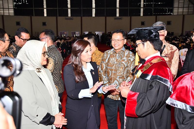 Dukung Menkomdigi, TelkomGroup Ciptakan Ruang Digital Ramah Anak bersama PP TUNAS