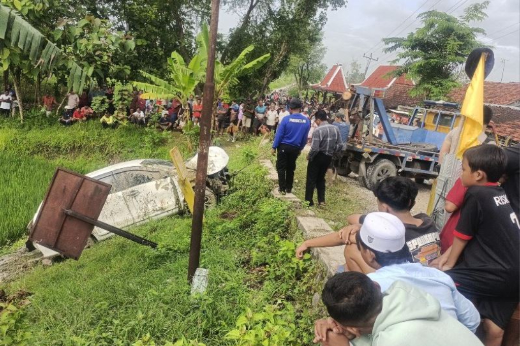Cerita Pilu Keluarga Korban Kecelakaan Maut Avanza Tertabrak KA di Grobogan