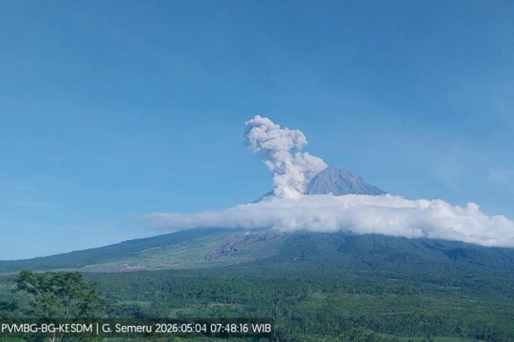 Gunung Semeru Meletus Pagi Ini, Luncurkan Awan Panas Guguran Sejauh 2 Km
