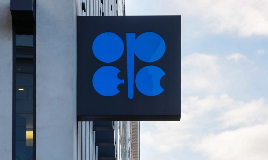 OPEC+ Sepakat Tambah Produksi Minyak 188 Ribu Barel per Hari selama Penutupan Selat Hormuz