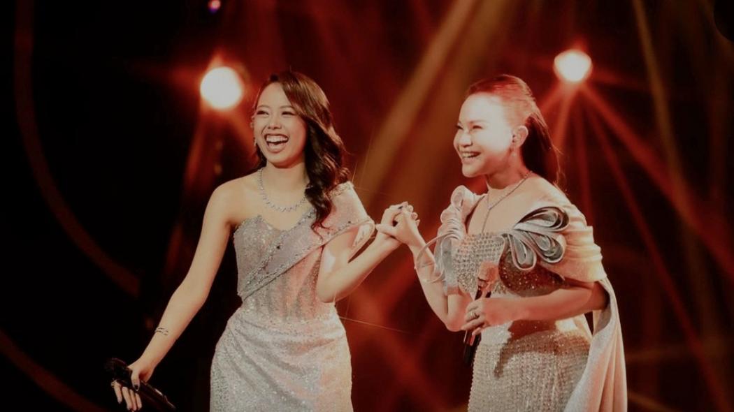Duet Bareng Rossa, Celyna Grace Dapat Standing Ovation di Indonesian Idol XIV