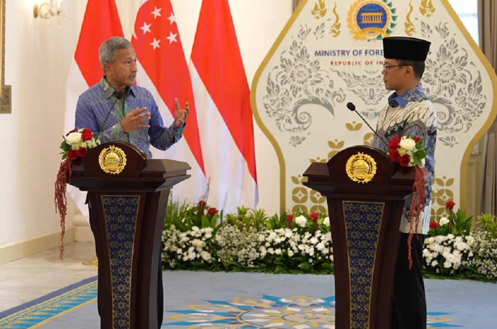 Menlu Singapura Apresiasi Respons Cepat RI Evakuasi Warganya dari Erupsi Gunung Dukono