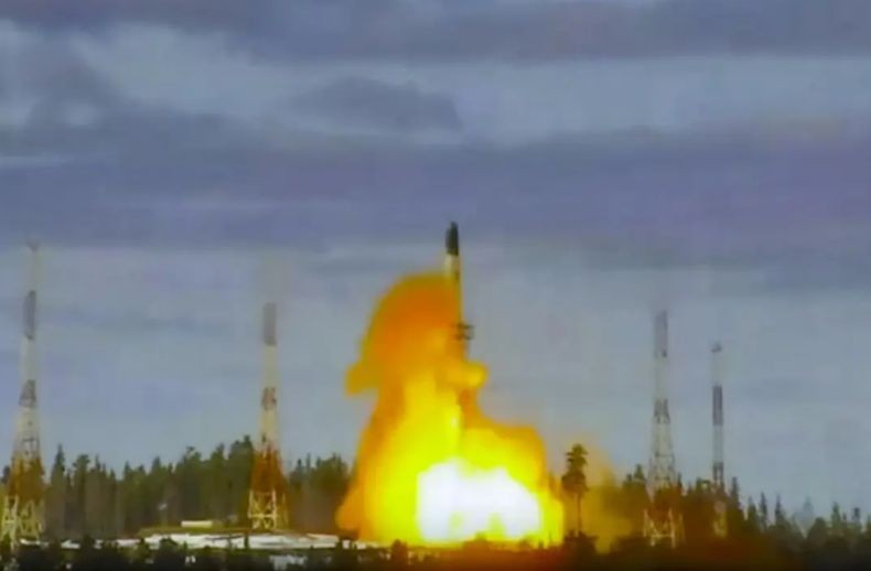 Putin Banggakan Rudal Sarmat: 4 Kali Lebih Dahsyat daripada Rudal Negara Barat