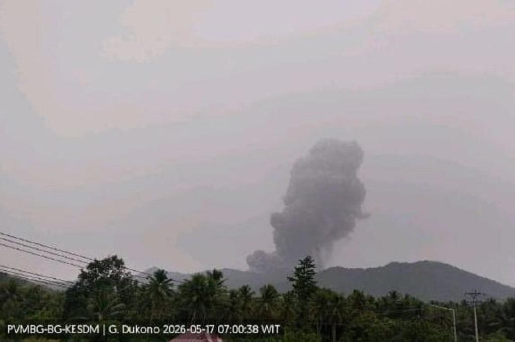 Gunung Dukono Erupsi Hari Ini, Kolom Abu Capai Ketinggian 3.200 Meter