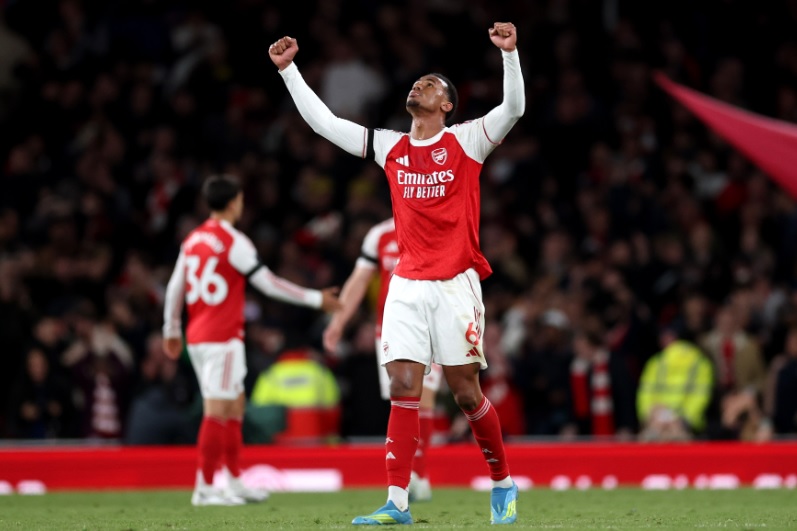 Arsenal Hajar Burnley, Selangkah Lagi Juara Liga Inggris 2025/2026