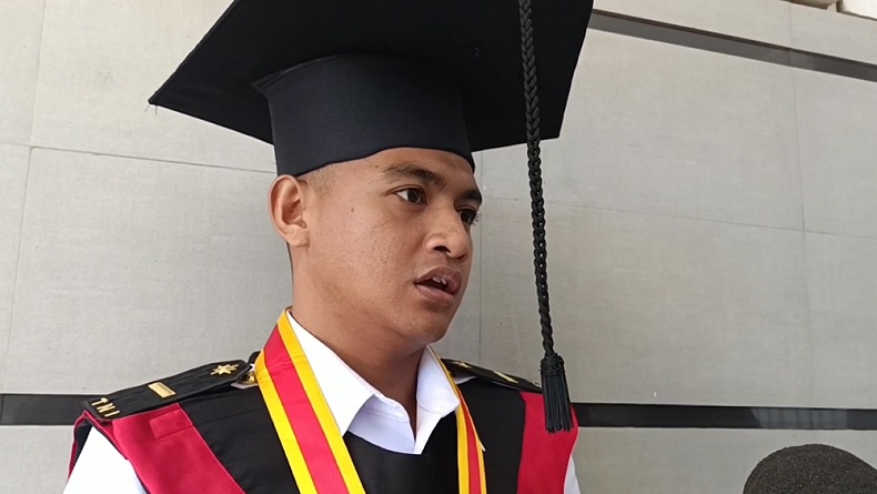 Menginspirasi! Kisah Suluh Panji Biladi, Kuli Bangunan asal NTB Lulus Jadi Perwira TNI AL