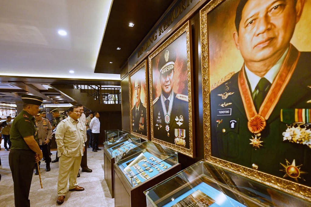 Prabowo Resmikan Museum dan Perpustakaan Seskoad di Bandung