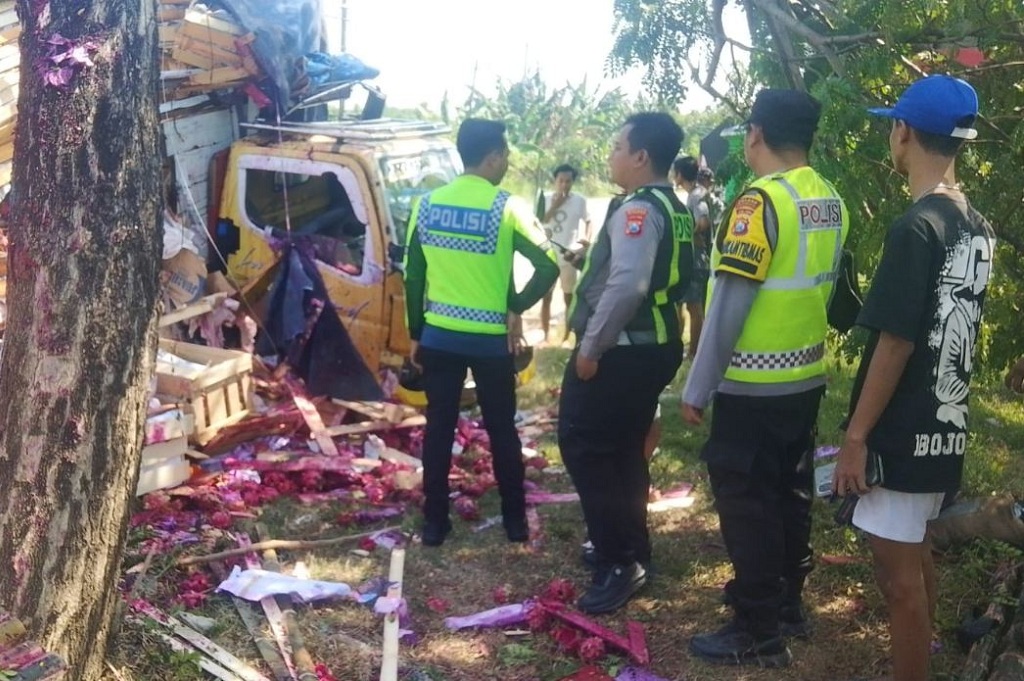 Kecelakaan di Bojonegoro, Pemotor Tewas Ditabrak Truk saat Hendak Masuk SPBU