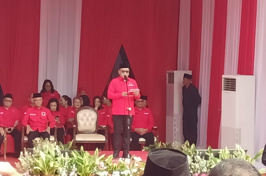 Hasto: Indonesia Berubah Jadi Negara Otoriter Populis di Periode Kedua Presiden Jokowi