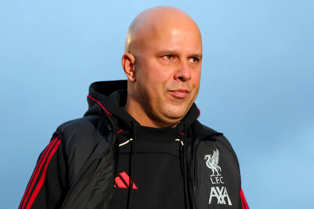 AC Milan Terbelah soal Pelatih Baru, Arne Slot Masuk Radar