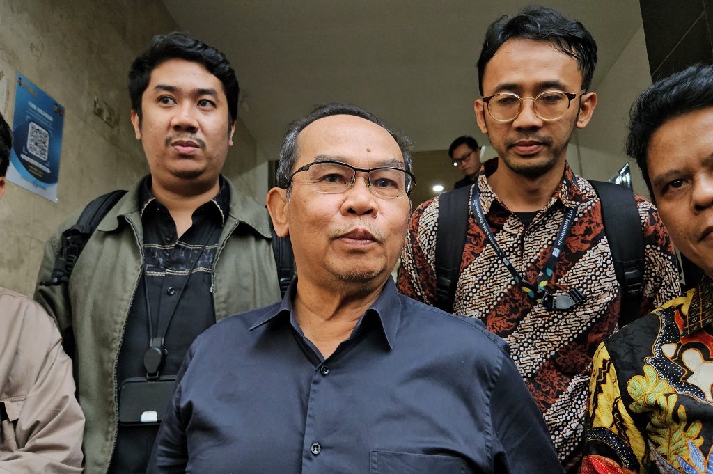 Polisi Cecar Saiful Mujani 37 Pertanyaan buntut Seruan Gulingkan Prabowo