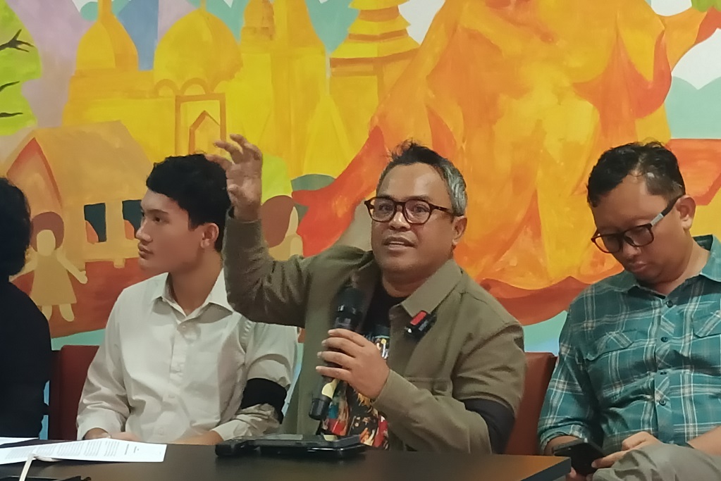 Cerita Islah Bahrawi Dikuntit Orang Tak Dikenal, Rumah hingga Keluarga Dipantau