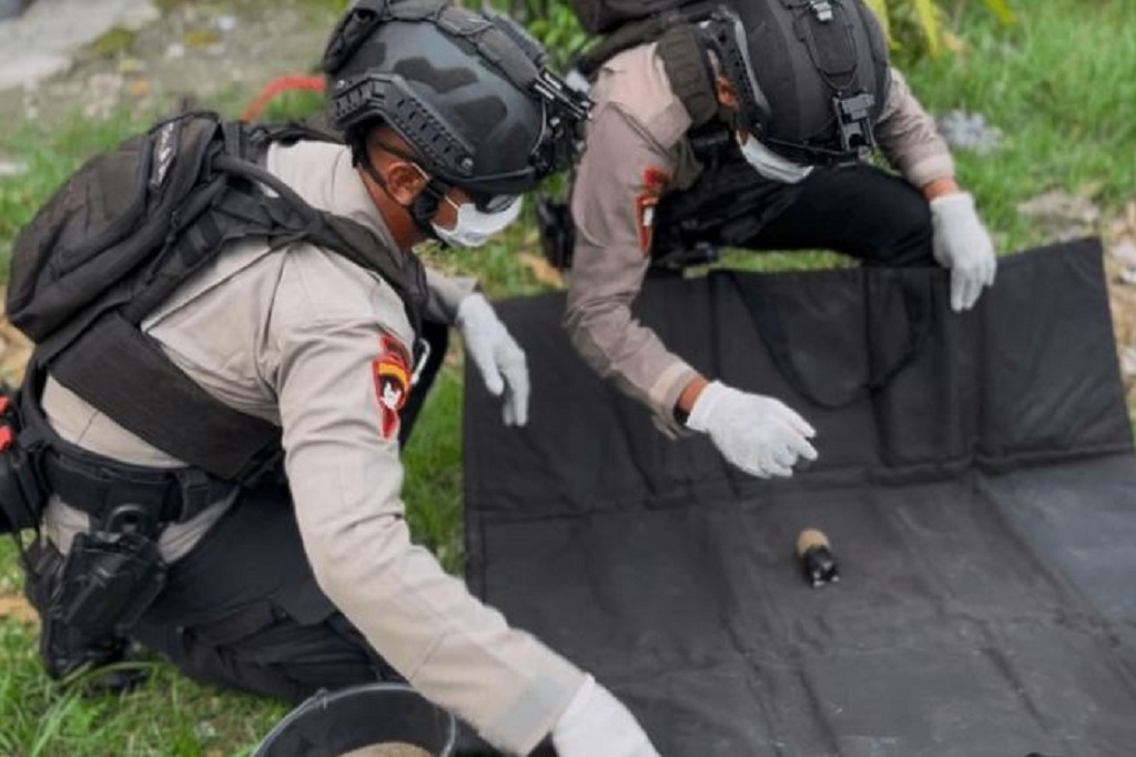 Granat Nanas Ditemukan di Kebun Jagung Warga Tegal, Gegana Langsung Turun Tangan