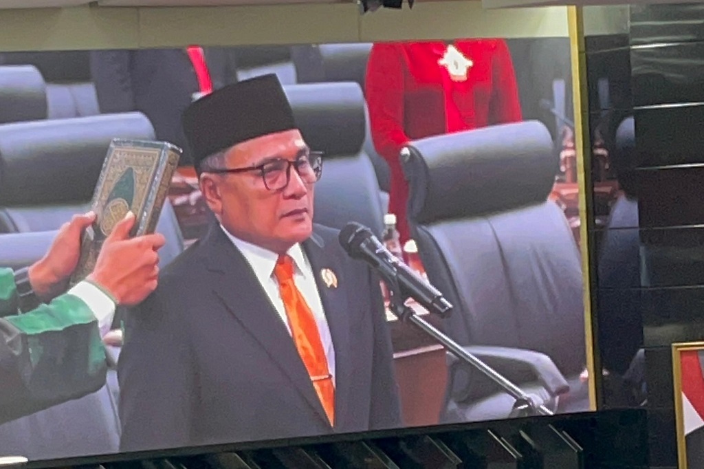Suhud Alynudin Dilantik Jadi Ketua DPRD DKI Jakarta, Gantikan Khoirudin