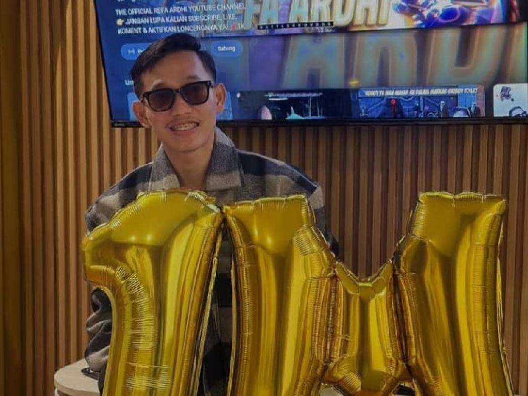 Dari Hobi Jadi Prestasi, Refa Ardhi Tembus 1 Juta Subscribers di Usia 20 Tahun