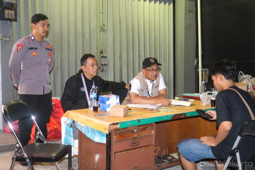 8 Warga Kena OTT Dinas Lingkungan Hidup di Jaksel, Tepergok Buang Sampah Sembarangan