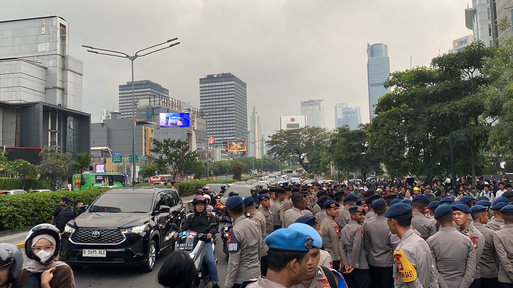 Ada Demo Mahasiswa, Arus Lalu Lintas di Jalan Jenderal Sudirman Tersendat