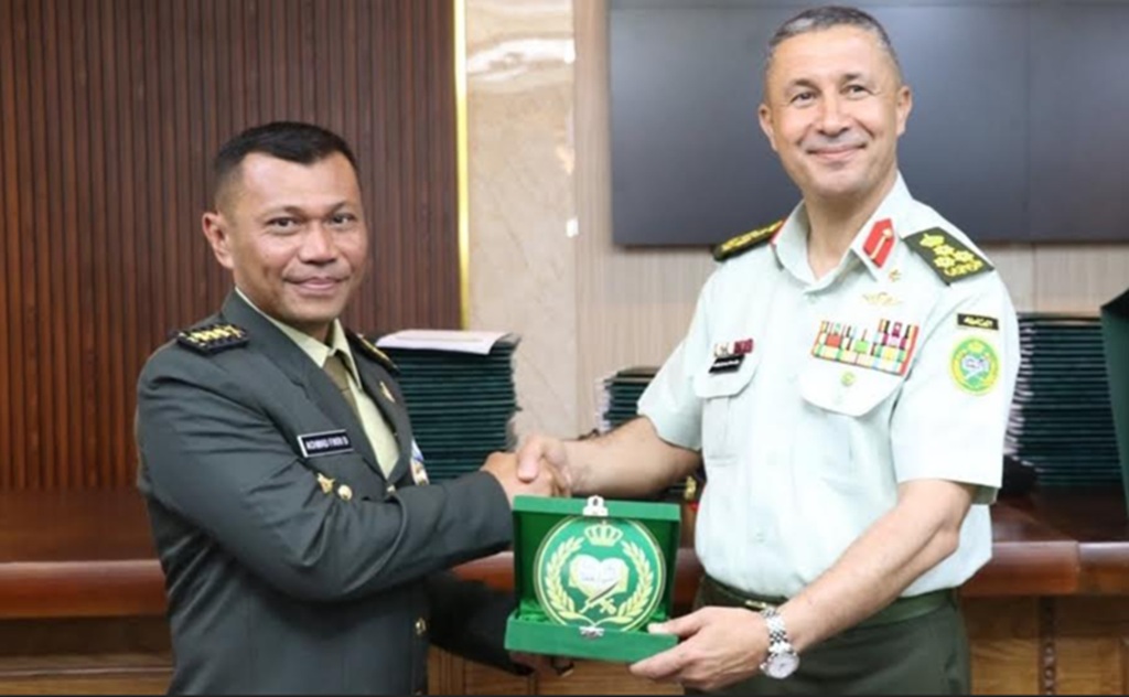 Kolonel Achmad Fikri Dalimunthe Jadi Prajurit TNI Pertama yang Lulus RJNDC Yordania