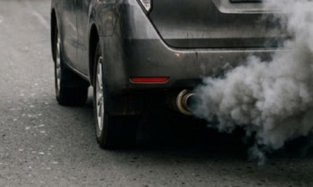 Cara Mengenal Kerusakan Mesin Mobil, Bisa Dilihat dari Warna Asap Knalpot