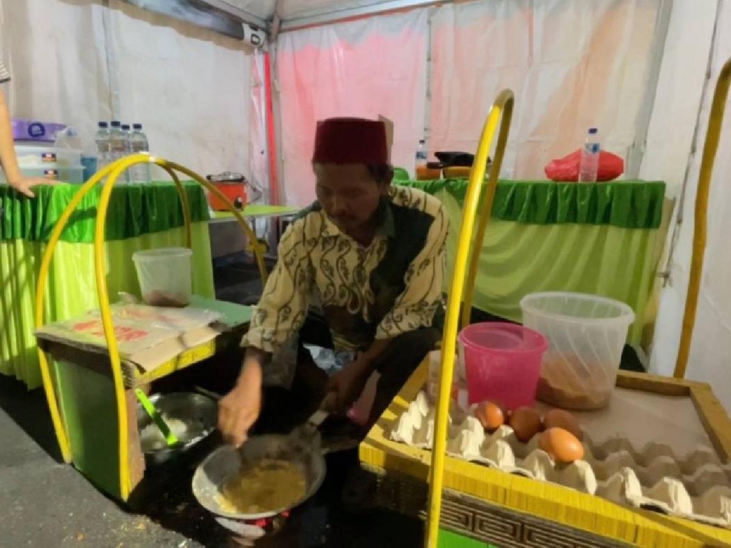 Menjelajah Glodok Malam Hari, Jakarta Night Market Suguhkan Kuliner dan Hiburan Seru!