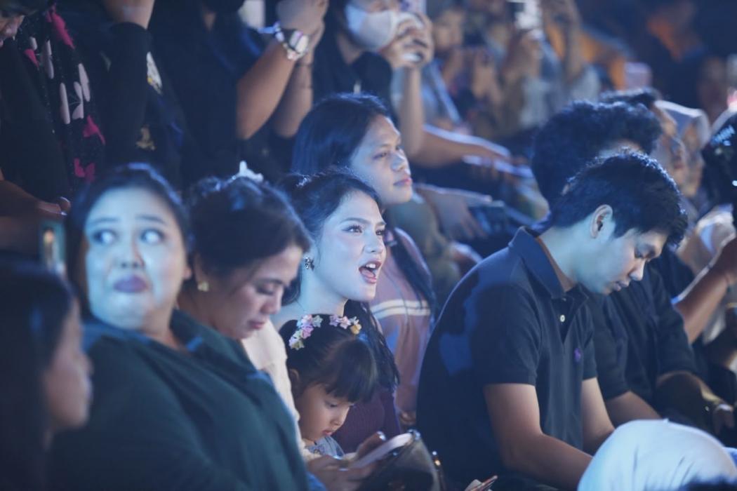 Kehadiran Davina Karamoy Curi Perhatian Musiczone Okezone