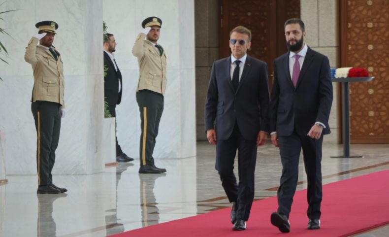 Mencekam! Ledakan Guncang Dekat Hotel Tempat Macron Menginap di Damaskus Suriah