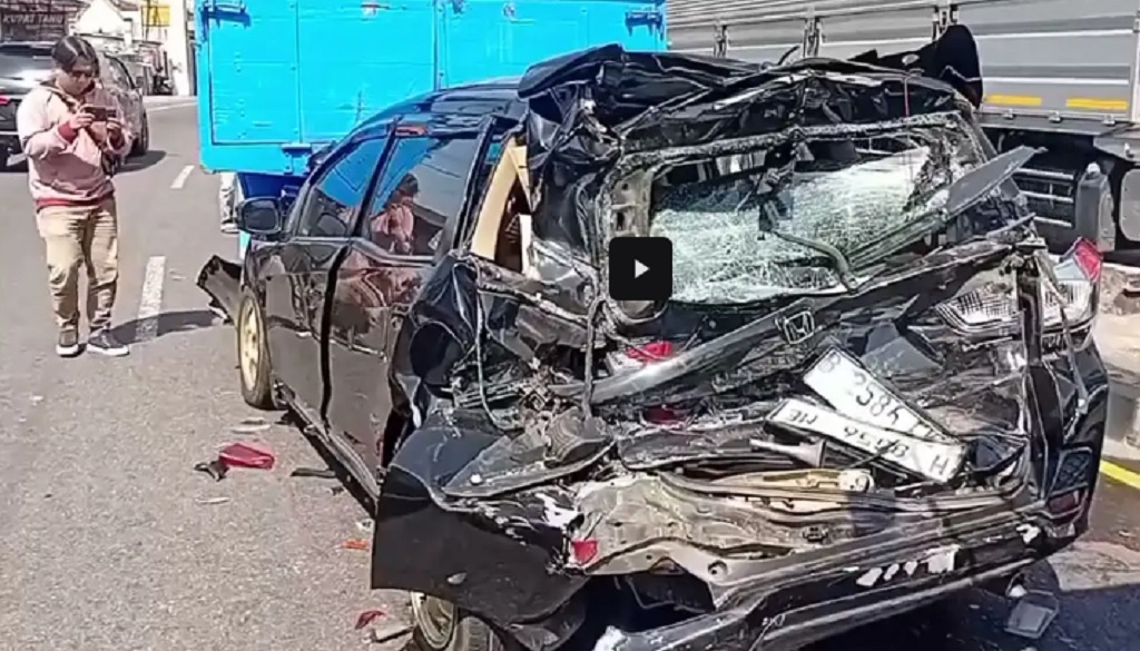 Kecelakaan Beruntun Truk Tabrak 5 Mobil di Magelang, 1 Orang Luka Parah