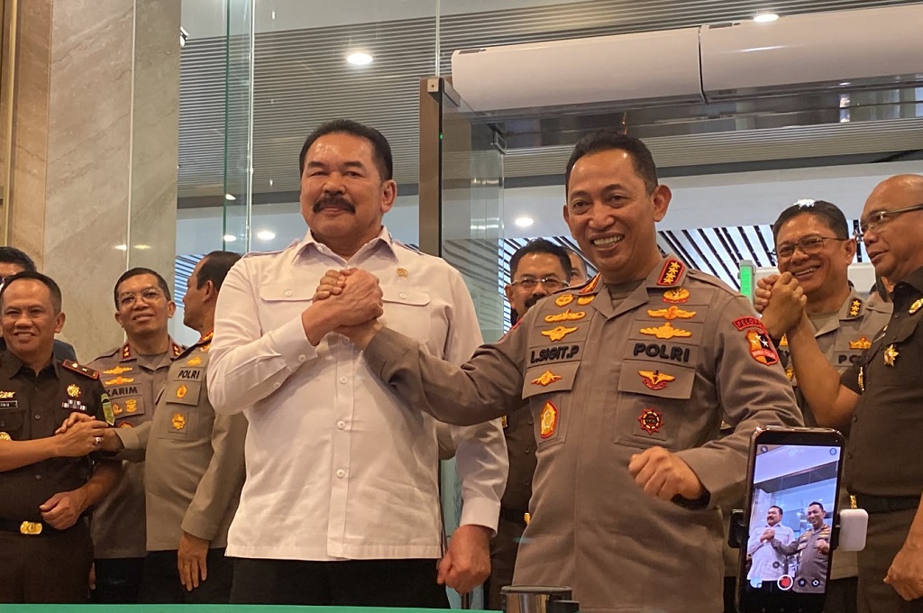 Kapolri Bertemu Jaksa Agung: Polri dan Kejaksaan Tak Pernah Ada Masalah