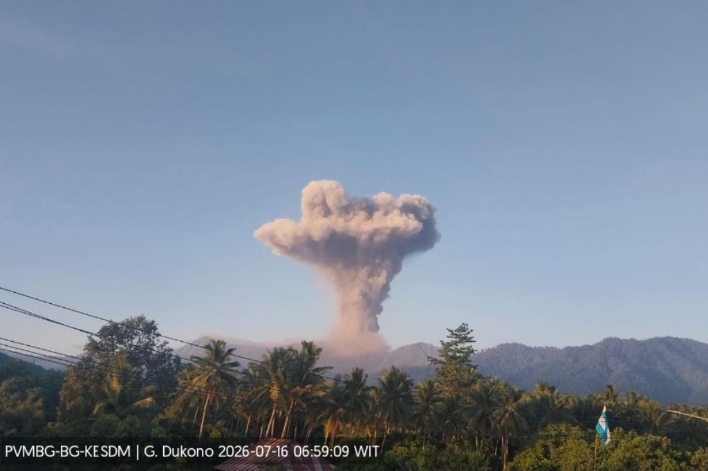 Gunung Dukono Erupsi Hari Ini, Kolom Abu Letusan Capai Setinggi 2,1 Km