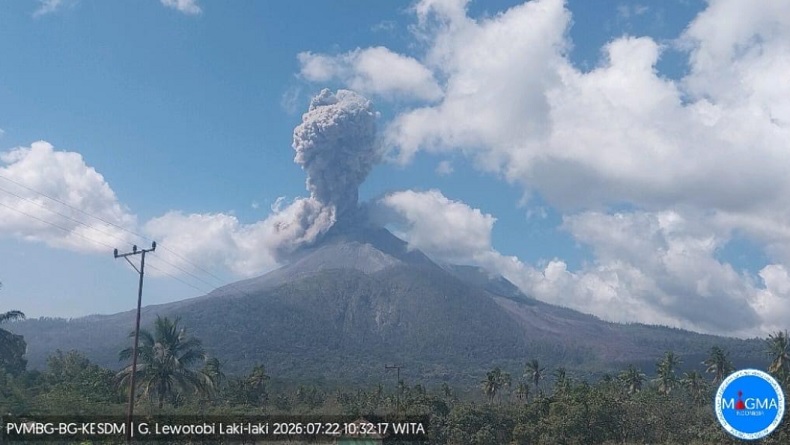 Gunung Lewotobi Laki-laki Kembali Erupsi, Warga Diminta Jauhi Radius 5 Km