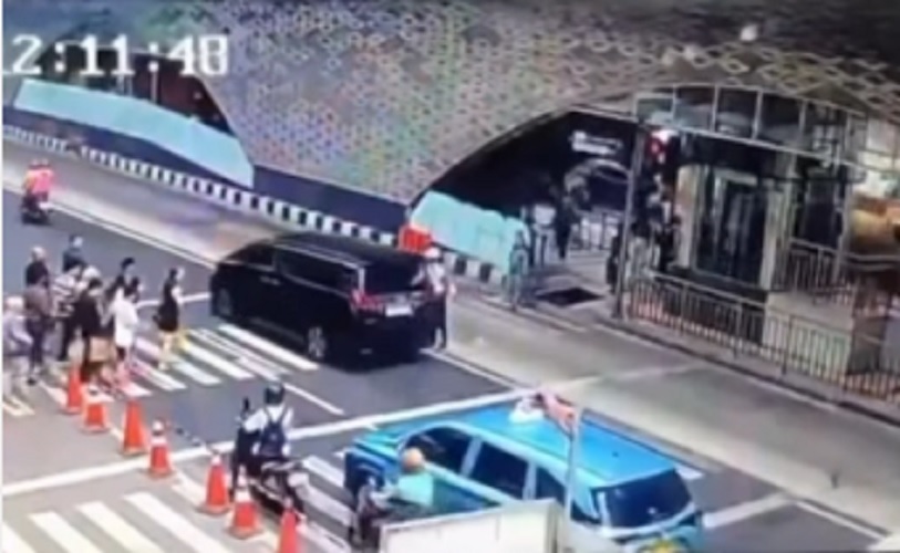 Polisi bakal Panggil Sopir Mobil Alphard dan Satpam yang Terlibat Cekcok di Bundaran HI