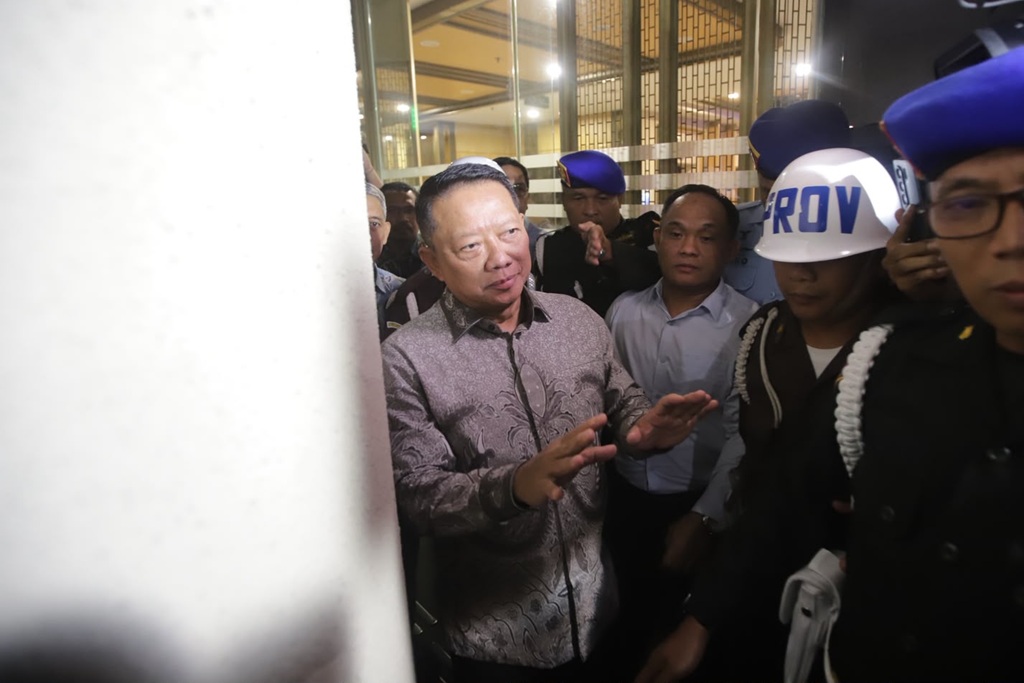 Febrie Tak Pakai Rompi Tahanan dan Tanpa Diborgol, DPR: Cederai Rasa Keadilan Masyarakat