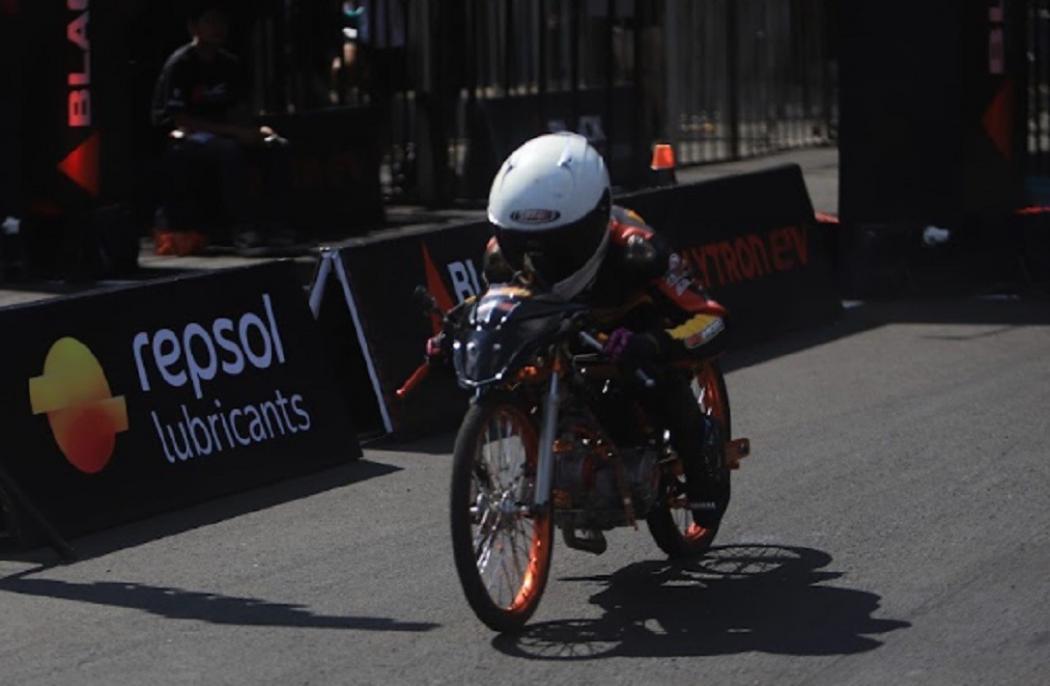 Uji Kondisi Ekstrem, Drag Bike Jadi Ajang Pengembangan Teknologi Pelumas