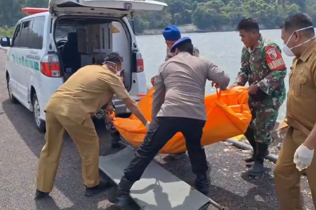 Mayat Pria Mengambang di Perairan Lanal Batu Poron, Ada Luka Benda Tumpul di Kepala