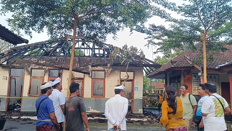 Kebakaran Hanguskan Sejumlah Ruangan SDN 2 Batuan Gianyar