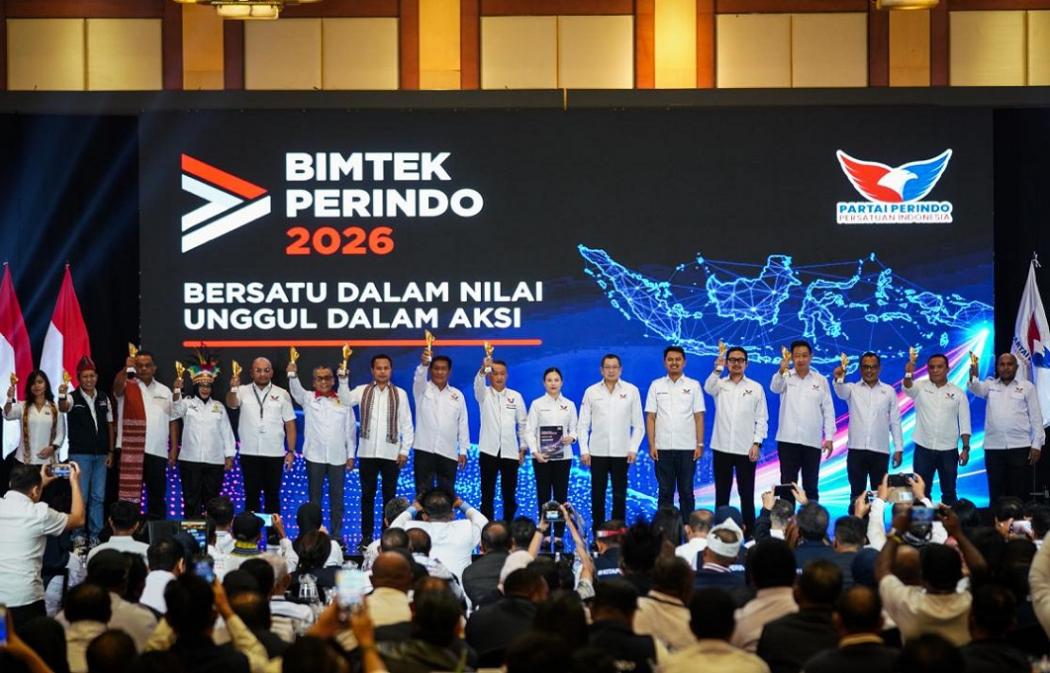 Angela Tanoesoedibjo Beri Penghargaan kepada 14 Legislator Partai Perindo, Apresiasi Kerja Nyata
