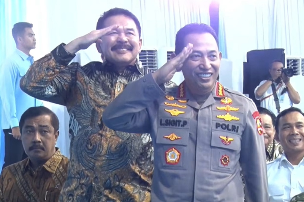 Prabowo Guyon Jaksa Agung dan Kapolri Selalu Berdekatan, Disambut Gelak Tawa