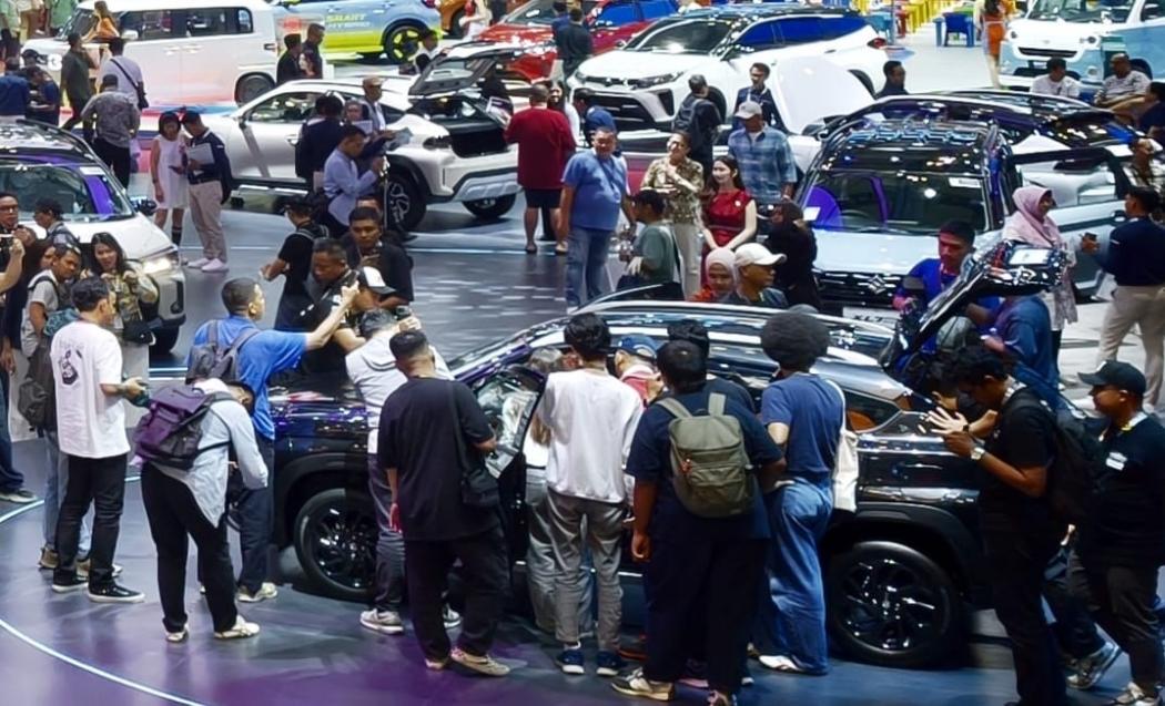 Serba-serbi GIIAS 2026: Guinness World Records Pecah Kompetisi Mekanik Terbesar di Dunia