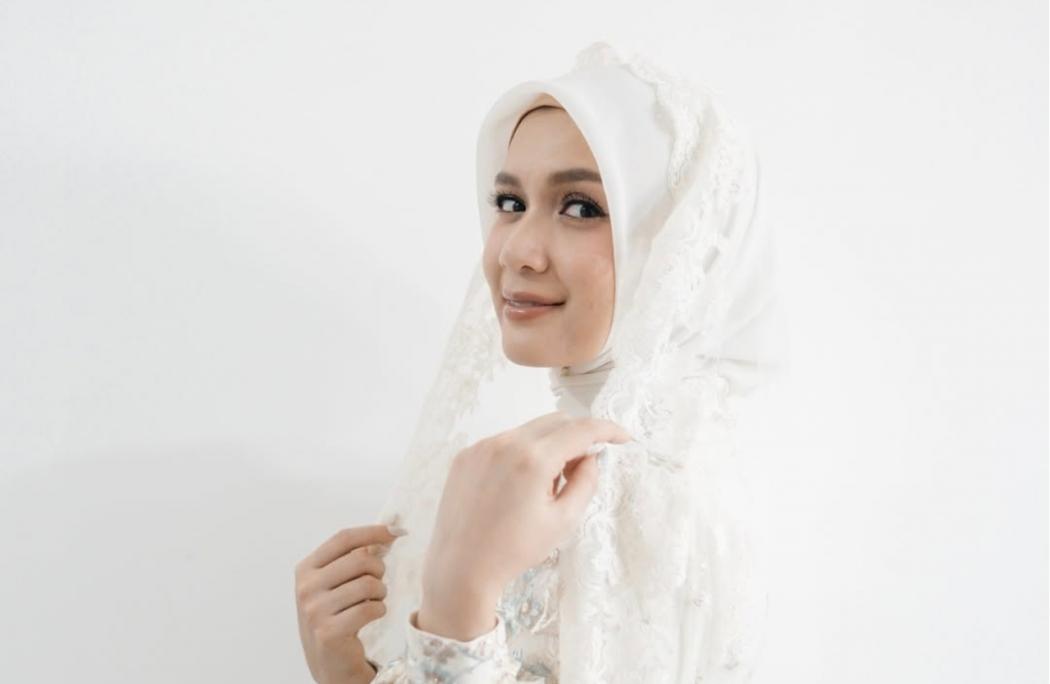 Alasan Dhea Imut Mantap Berhijab: Sudah Punya Suami, Harus Lebih Menjaga Diri