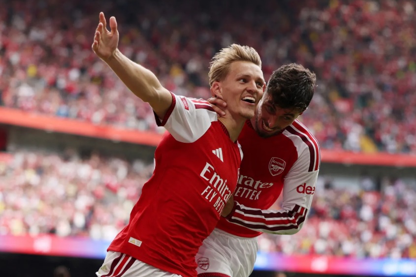 Bantai Man City, Arsenal Sabet Trofi Community Shield 2026 