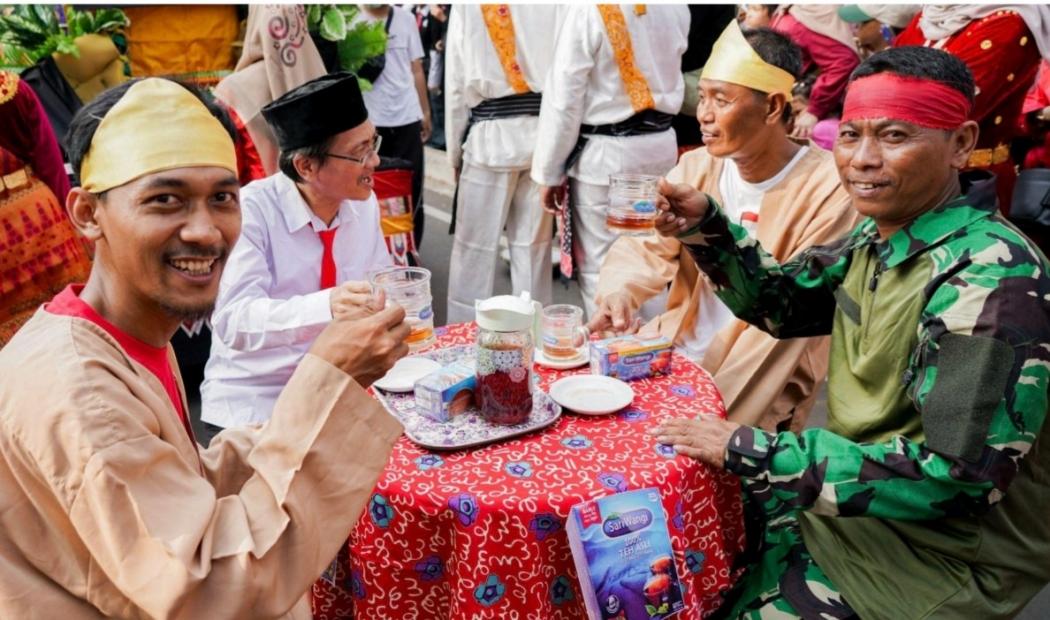 Mengintip Tradisi Minum Teh di Indonesia, Sudah Ada sejak Sebelum Kemerdekaan