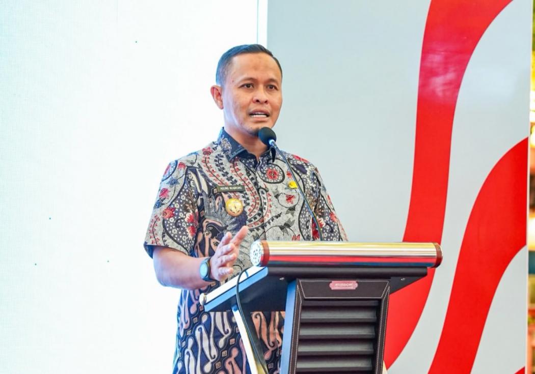 Wali Kota Pekanbaru Pastikan Tak Ada Lagi Penahanan Ijazah Akibat Tunggakan