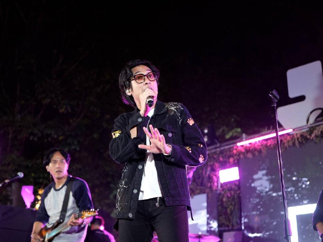 Tiket Comeback! Band Pop-Rock era 2000-an Kenalkan Vokalis Baru Rifqi FTR